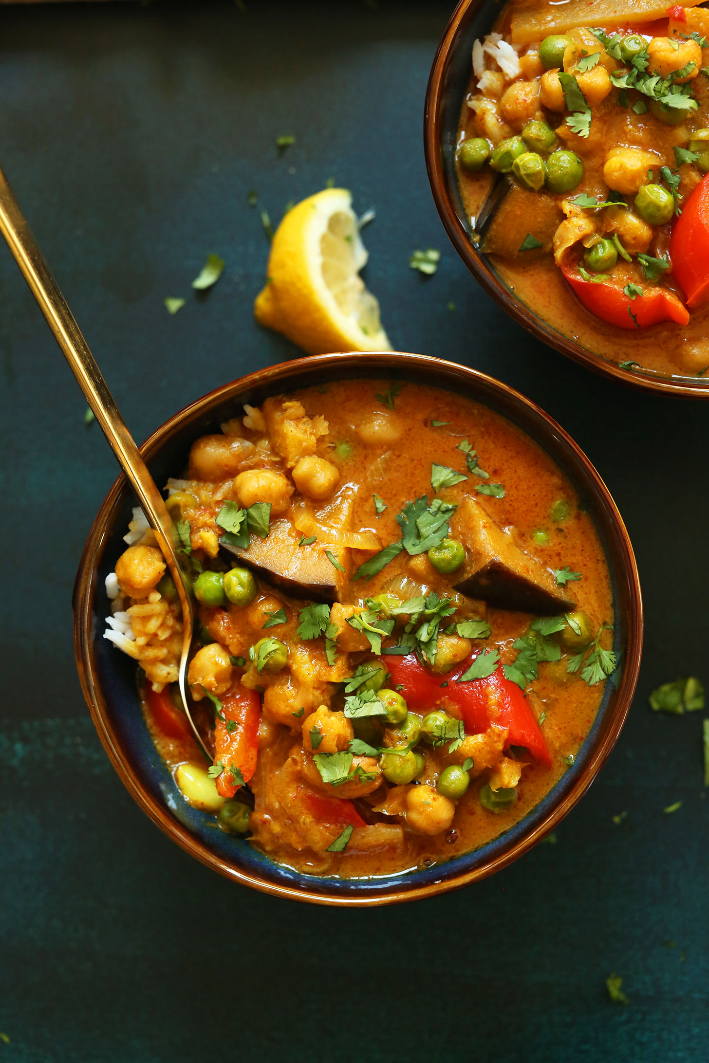 Red-vegetable-coconut-curry-with-chickpeas-1-pot-simple-so-flavorful-vegan-glutenfree-plantbased-curry-recipe-chickpeas