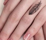 Thumb_21-finger-tattoos