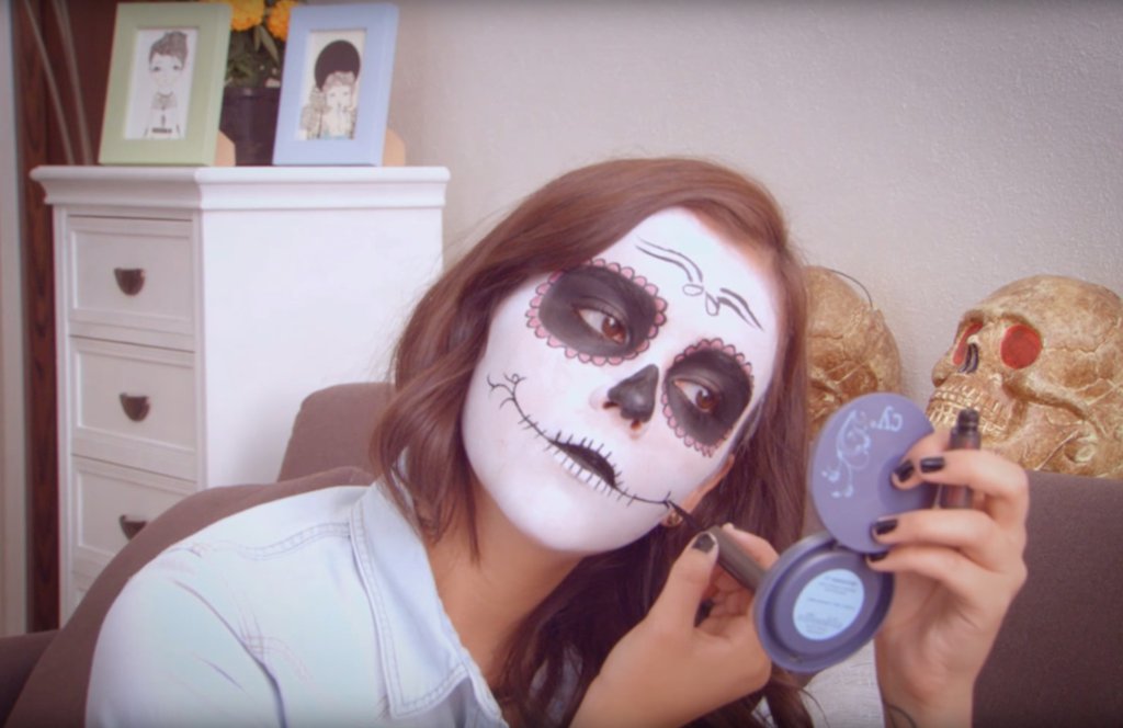 Sugar-skull-makeup-tutorials-dia-de-los-muertos