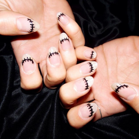 Hbz-halloween-nails-cool-04