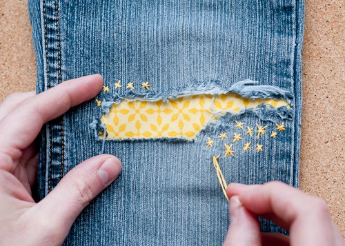 Tips-on-mending-clothes-in-cute-ways