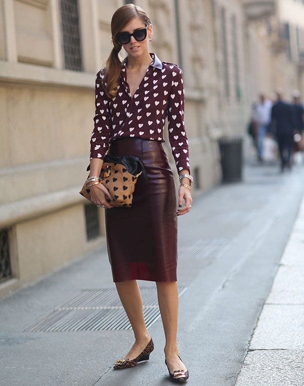 1.-printed-blouse-with-high-waist-leather-skirt