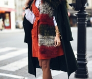 Thumb_4.-fur-scarf-with-casual-cool-fall-outfit