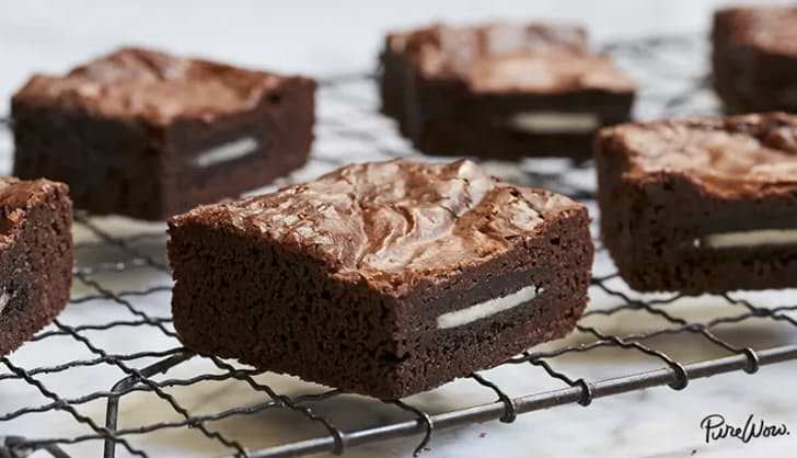 Baked_goods_gifts_oreo_brownies