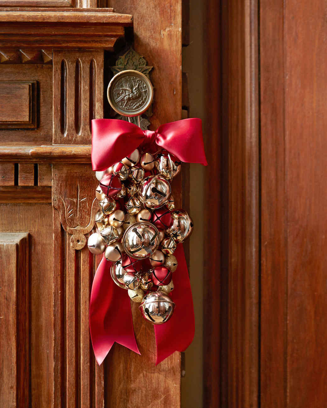 Bell-ornament-craft-102825726_vert